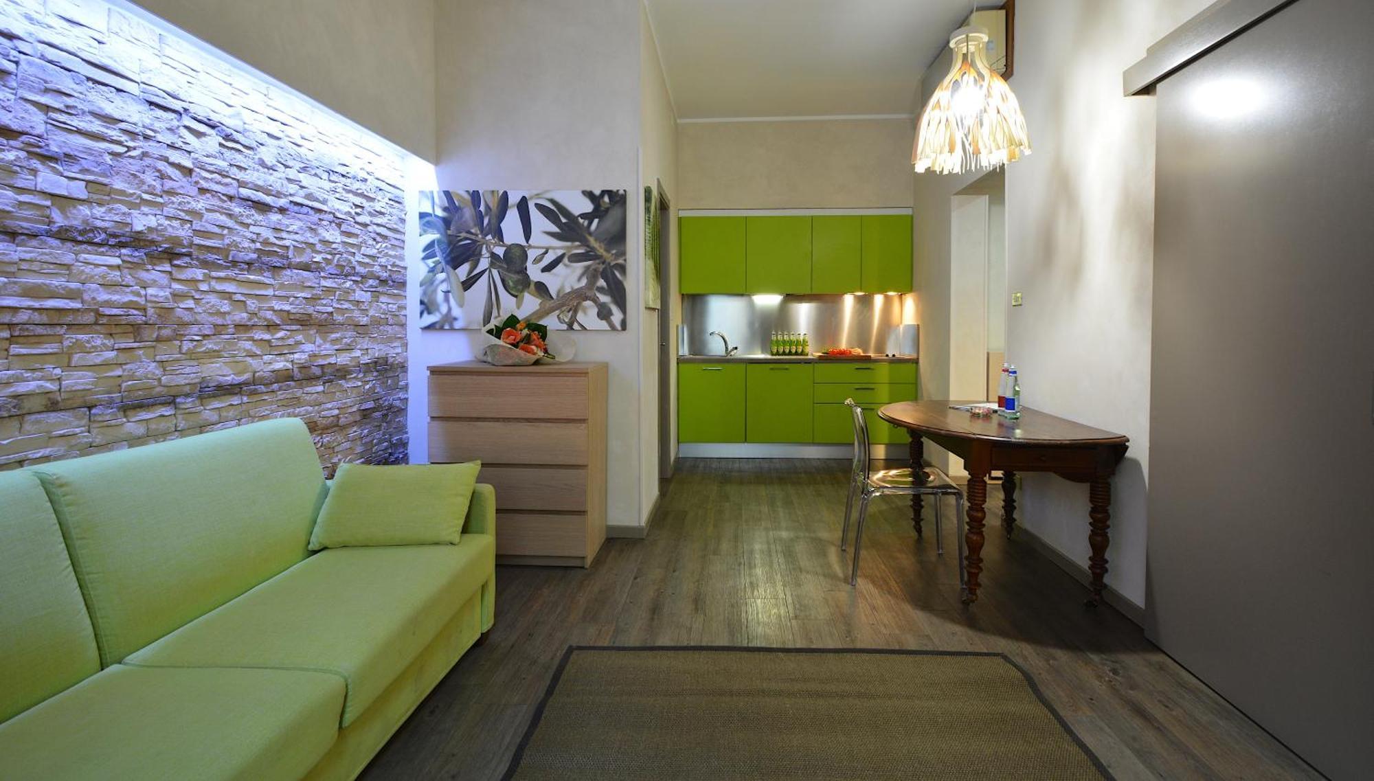 One-Bedroom Apartment